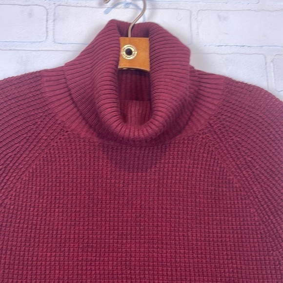 NWT J.Crew Burgundy Waffle Knit Textured Turtleneck Sweater XS - Picture 4 of 9